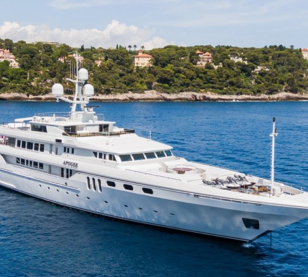 APOGEE Yacht Charter Details, Codecasa | CHARTERWORLD Luxury